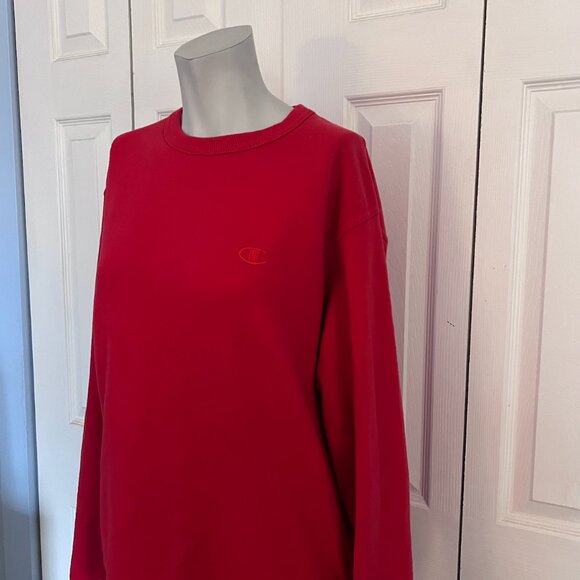 Champion Red Crewneck Sweatshirt Size Medium - Picture 3 of 6